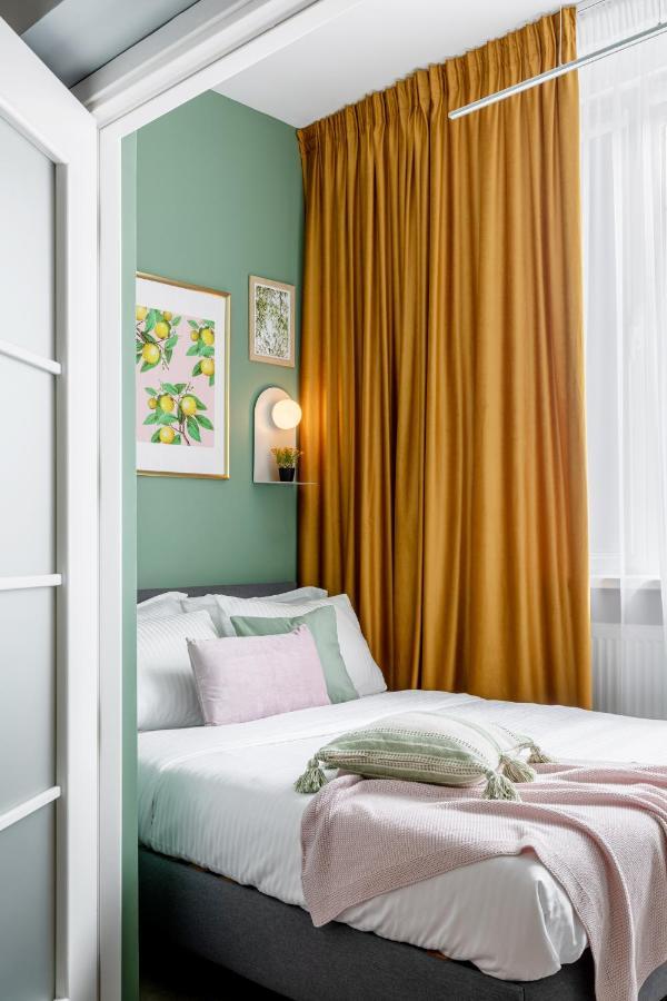 Holt - Dolce In Napoli Apartment Bucureşti Ngoại thất bức ảnh
