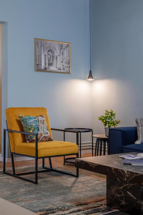 Holt - Dolce In Napoli Apartment Bucureşti Ngoại thất bức ảnh